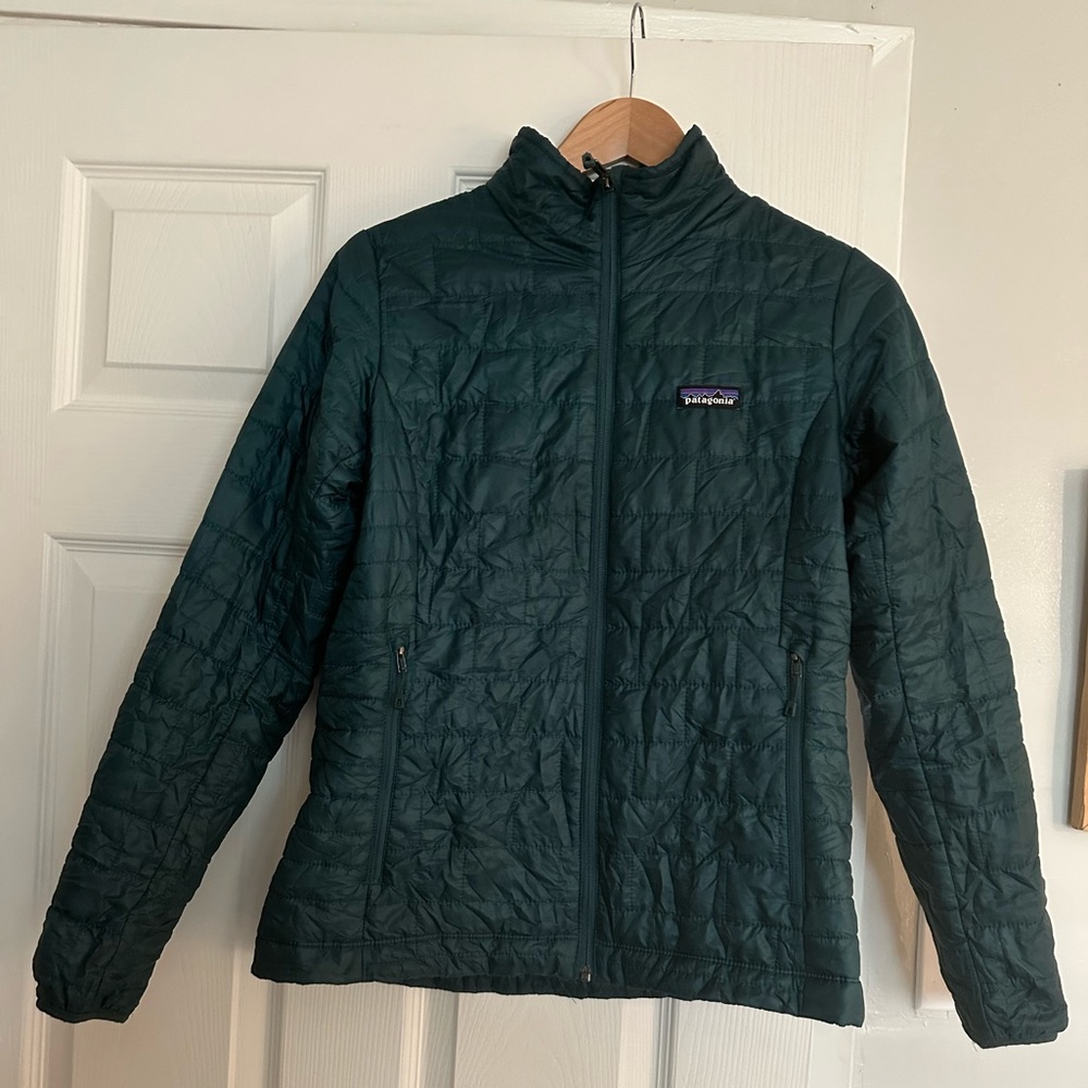 SOLD Patagonia Nano Puff Jacket - Picture 3 of 10